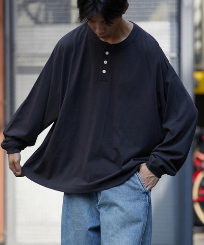 寬鬆版型 單點刺繡 亨利領 長袖T恤