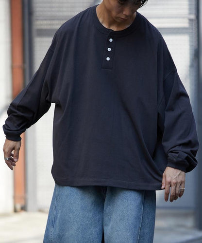 寬鬆版型 單點刺繡 亨利領 長袖T恤