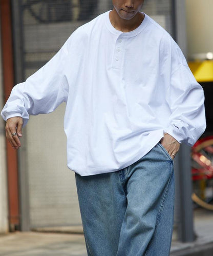 寬鬆版型 單點刺繡 亨利領 長袖T恤