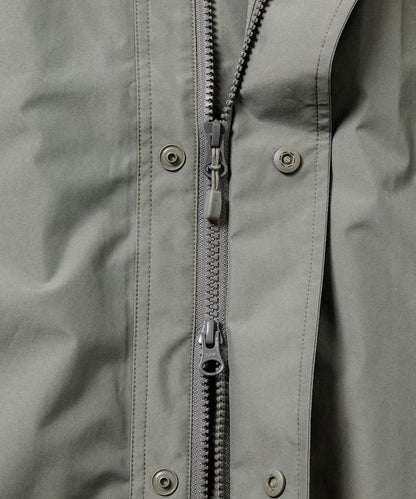 特別款 GORE-TEX WINDSTOPPER 短款軍風外套