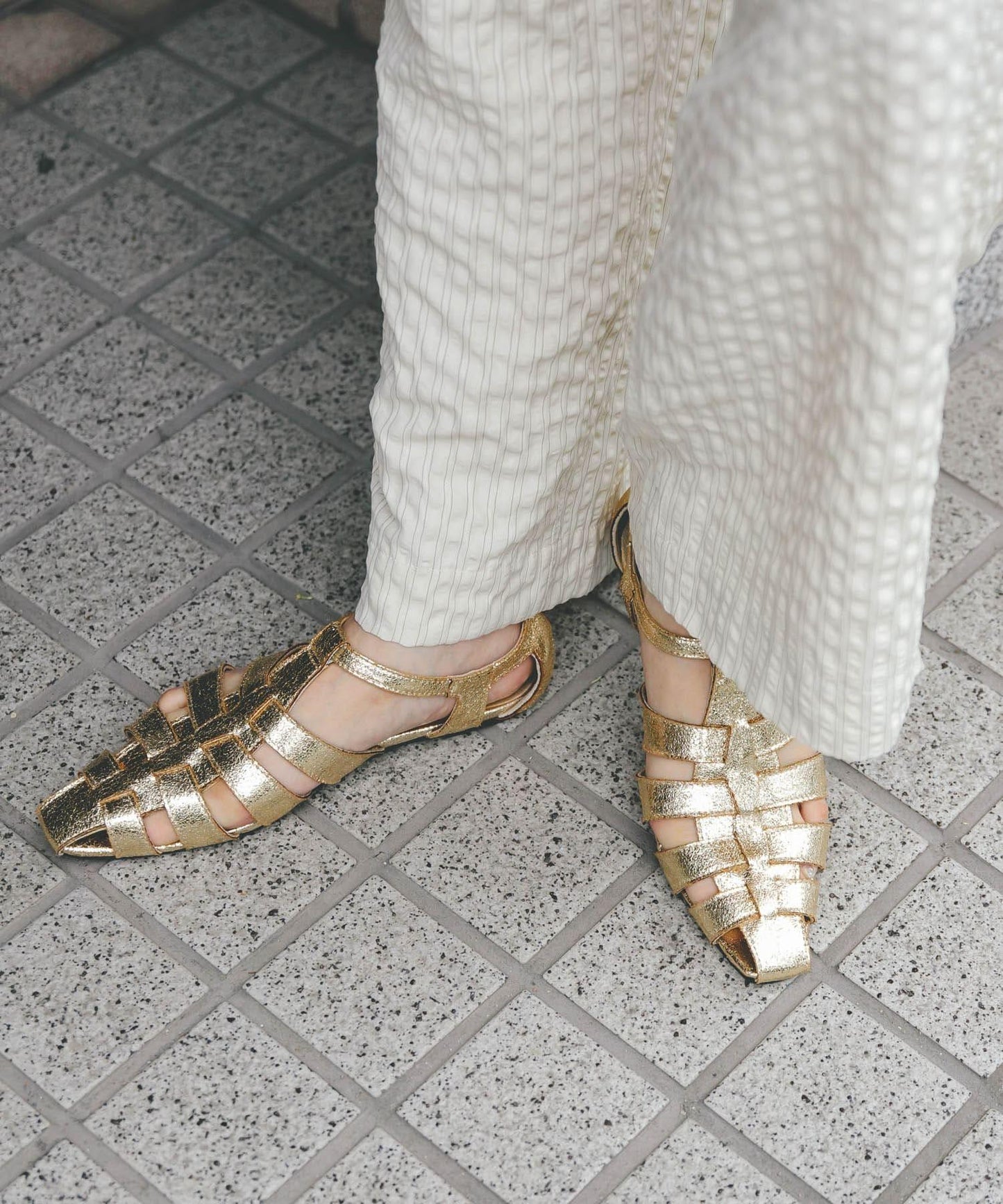 平底古爾卡涼鞋