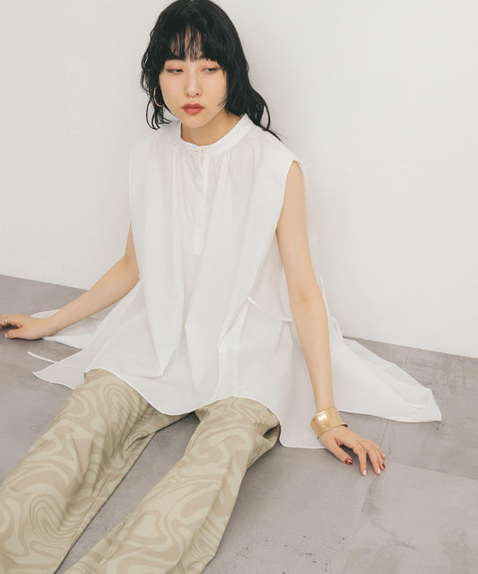 後背蓬鬆褶皺襯衫