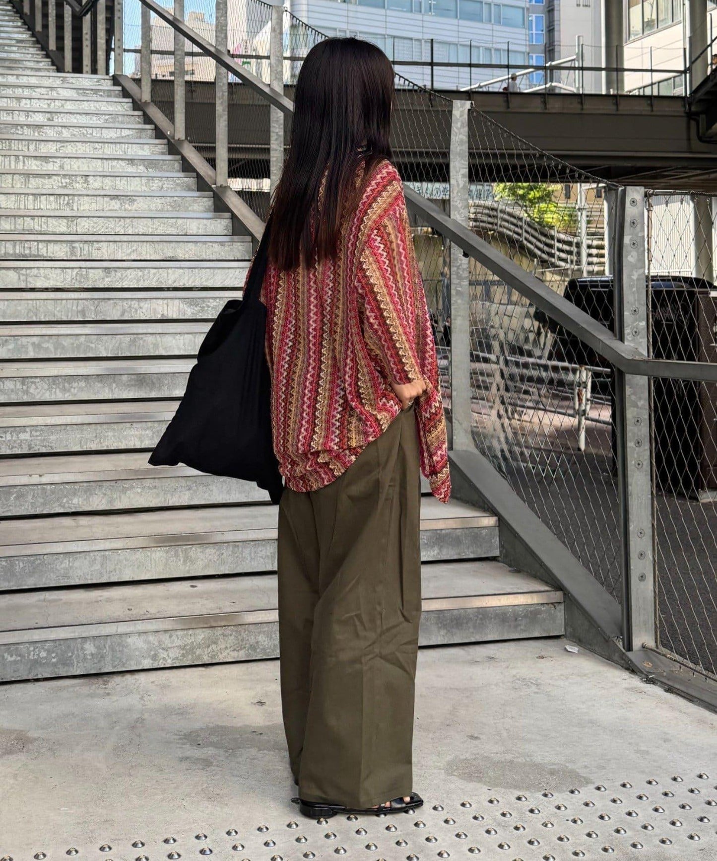 蕾絲透視條紋寬鬆襯衫