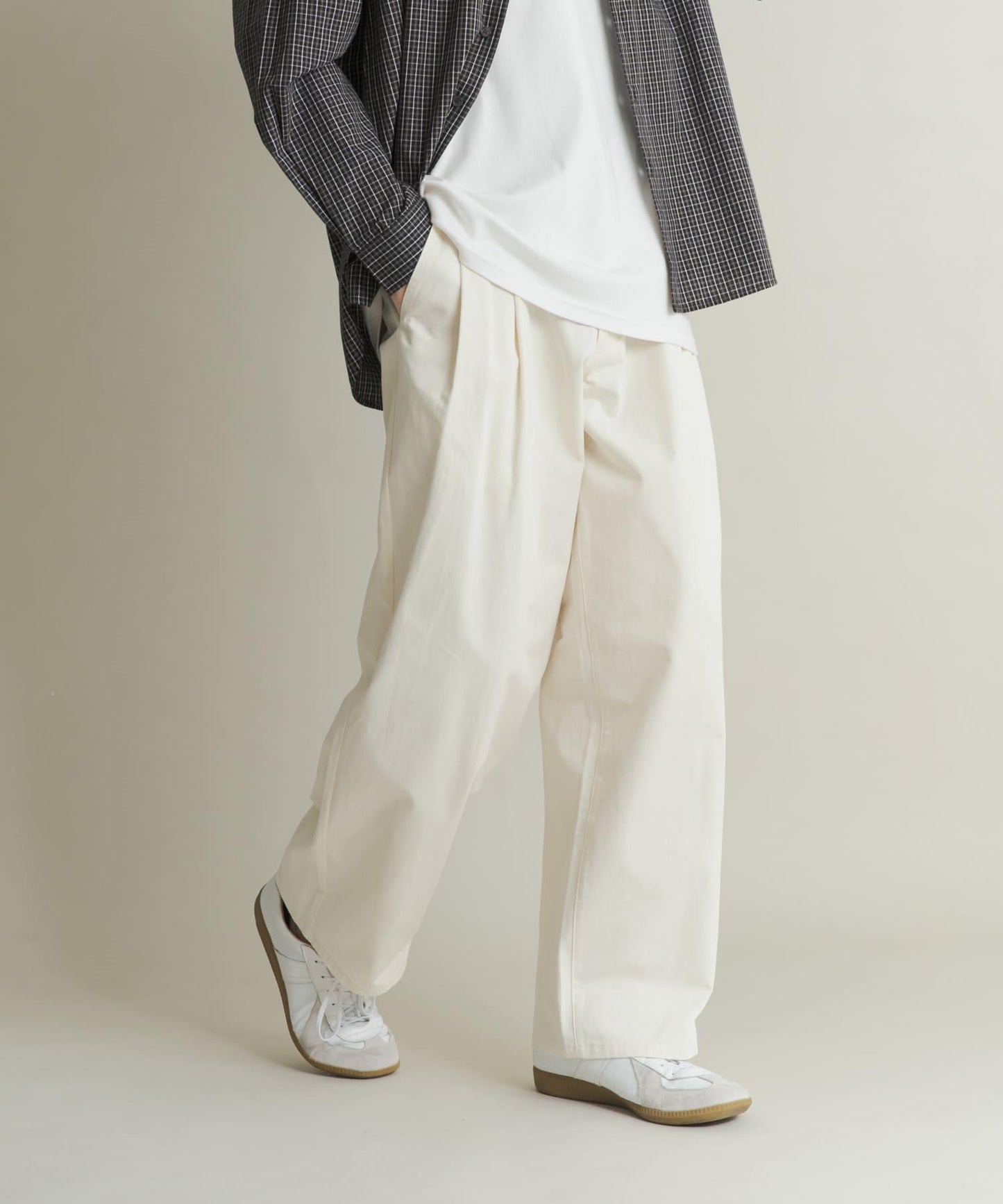 2褶寬鬆斜紋棉布長褲