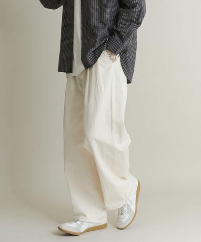 2褶寬鬆斜紋棉布長褲