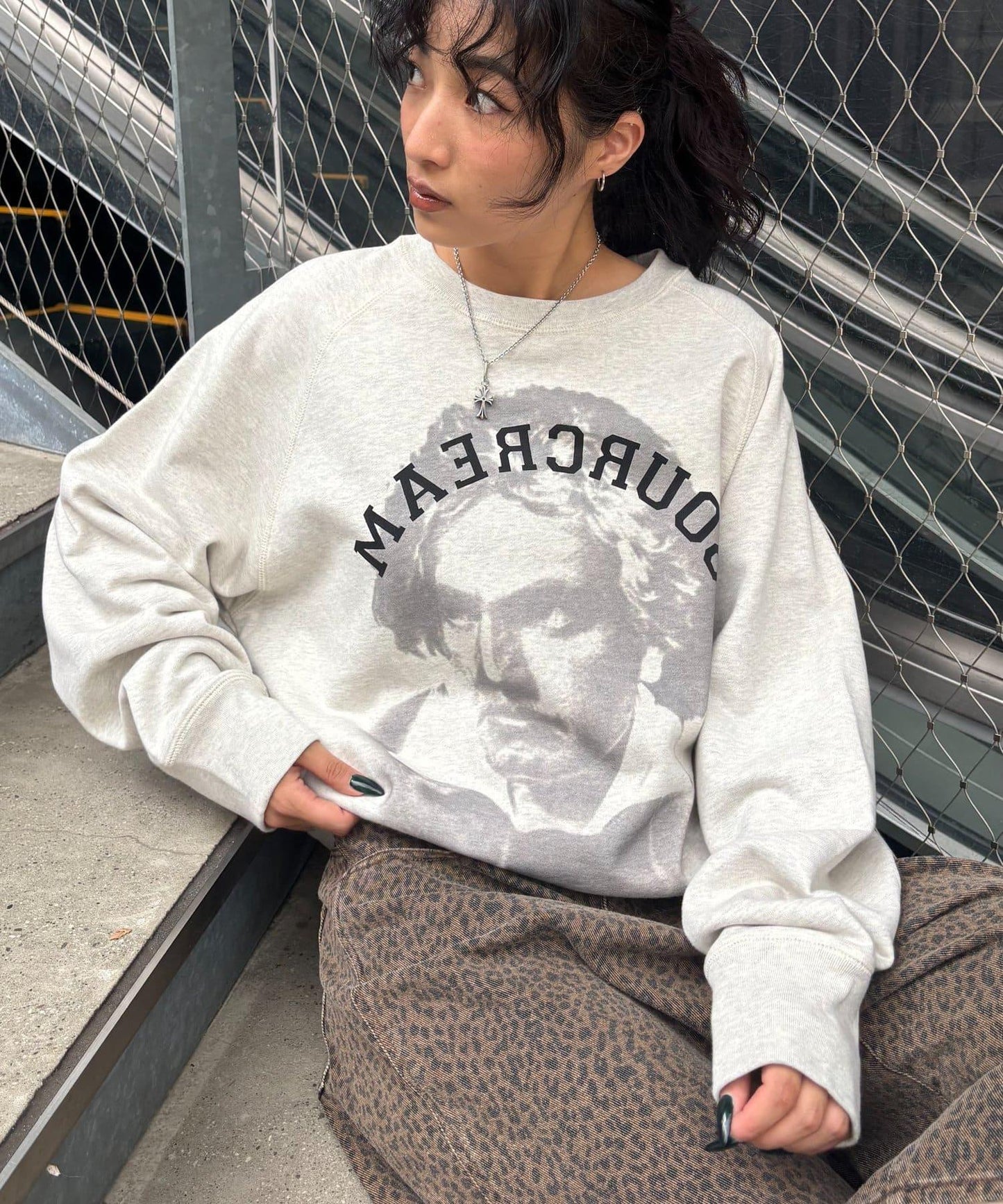 【AW】Sourcream 偉人印花衛衣