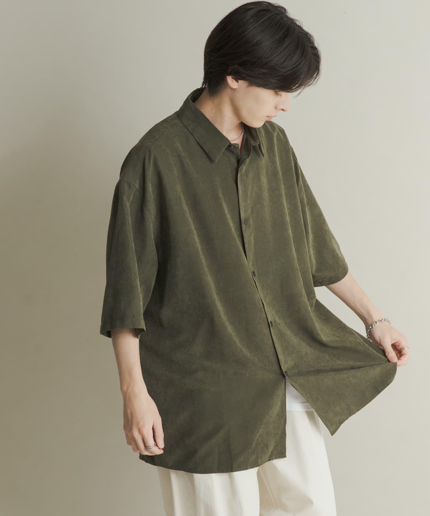 超寬鬆桃色緞面短袖襯衫