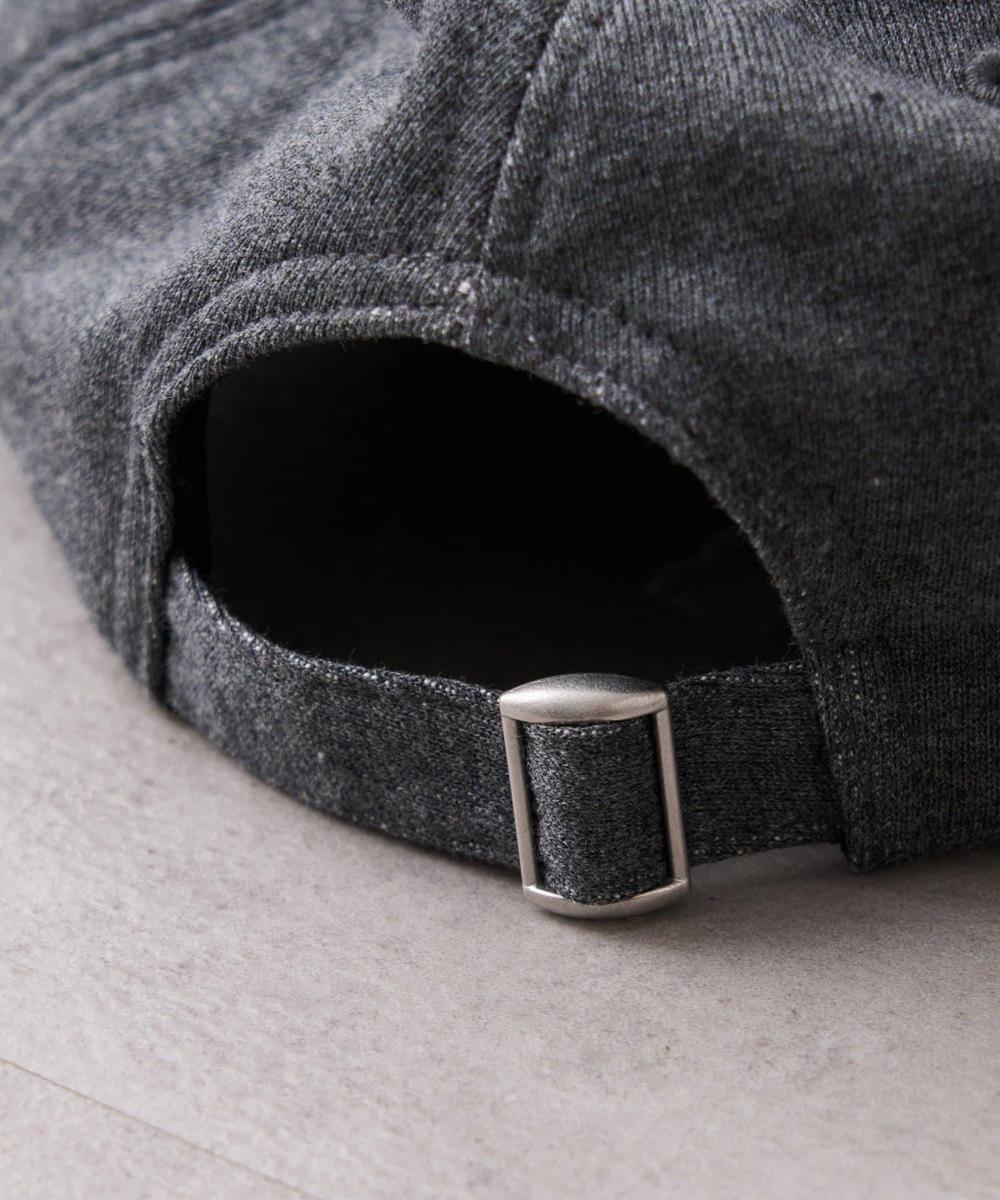 【UNISEX】衛衣風格標誌棒球帽