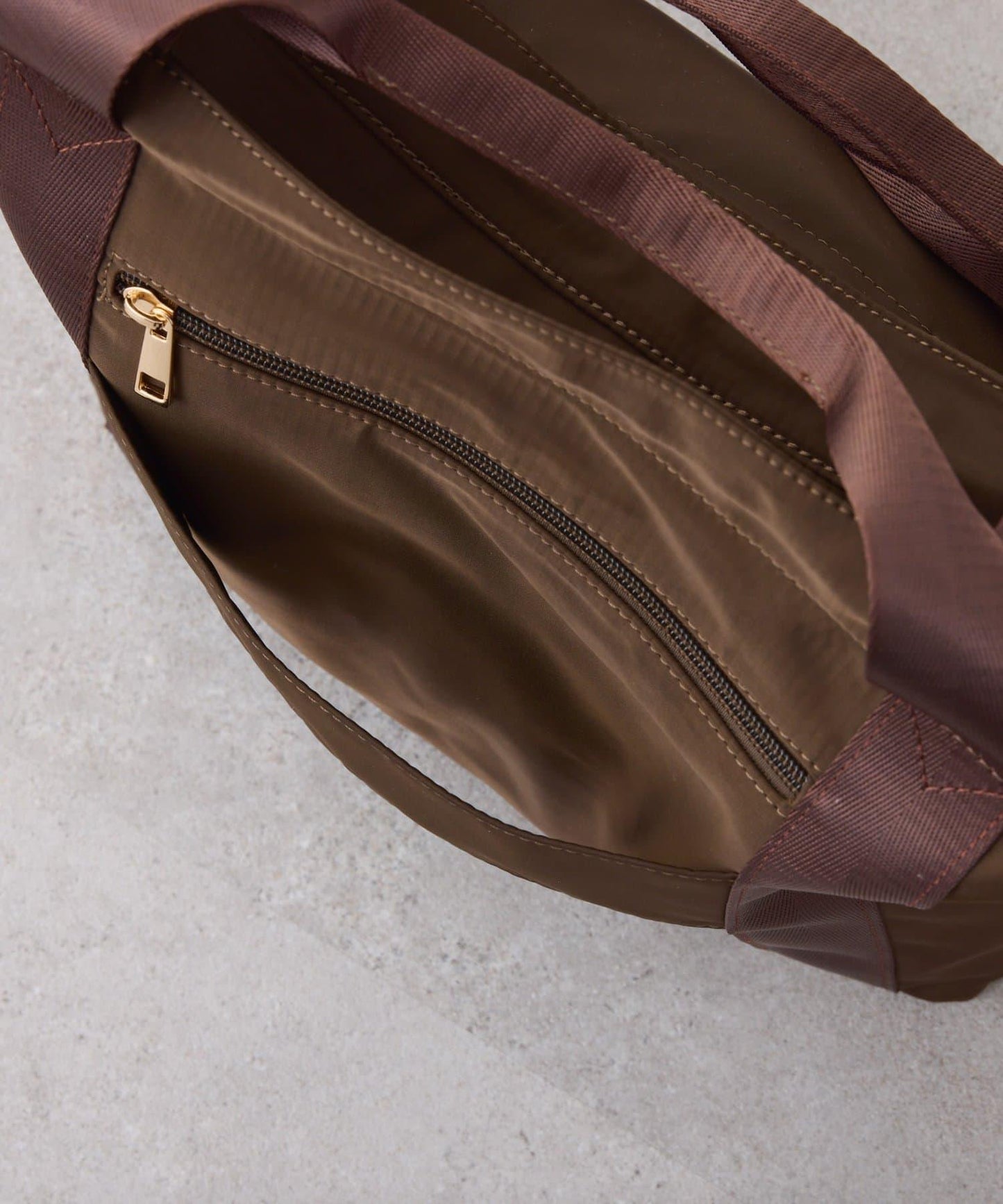 【PAPILLONNER/パピヨネ】防潑水10口袋托特包