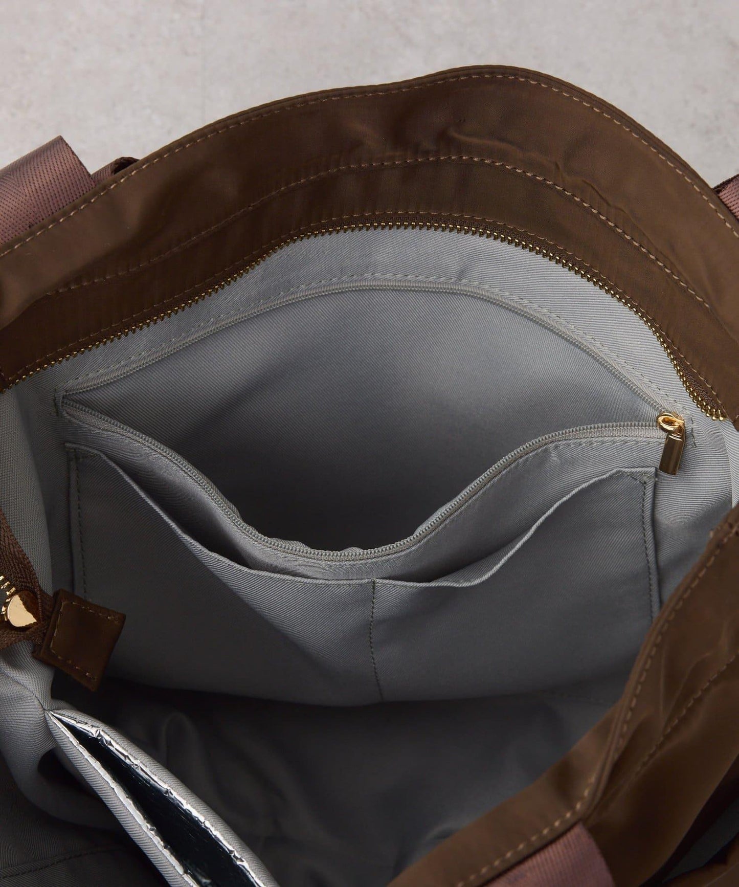 【PAPILLONNER/パピヨネ】防潑水10口袋托特包