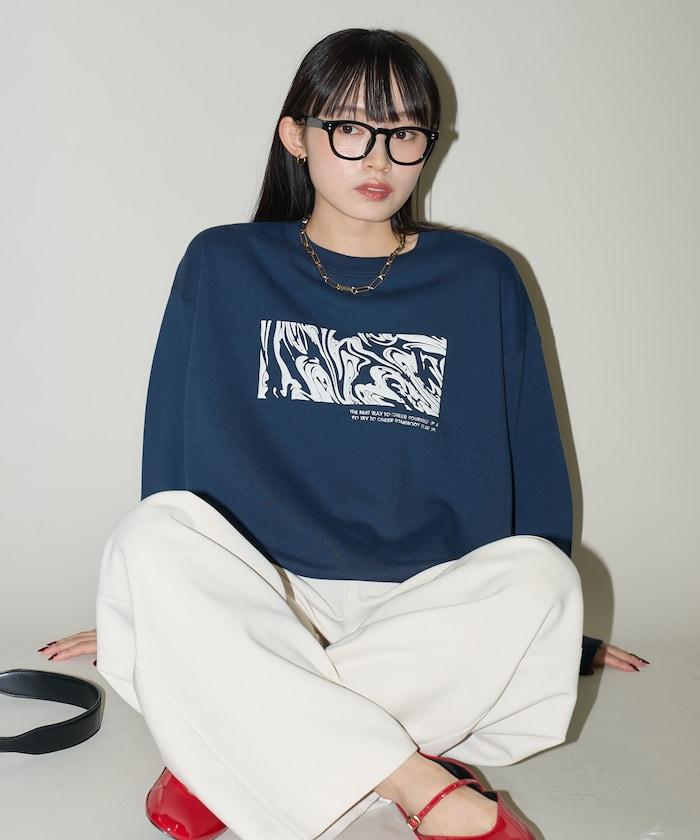 波浪藝術發泡印花圓領衛衣