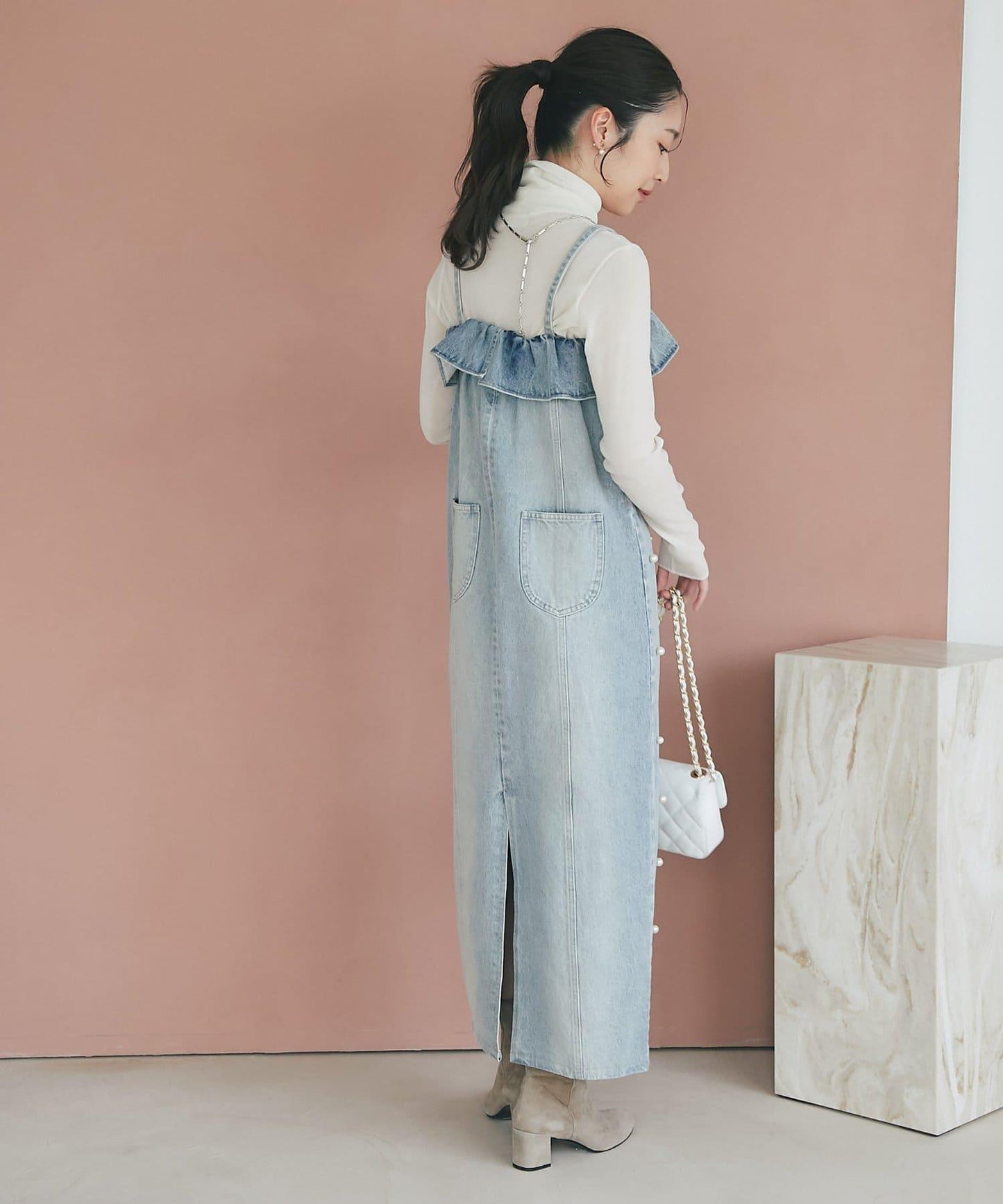 【La boutique BonBon】珍珠裝飾牛仔吊帶連衣裙