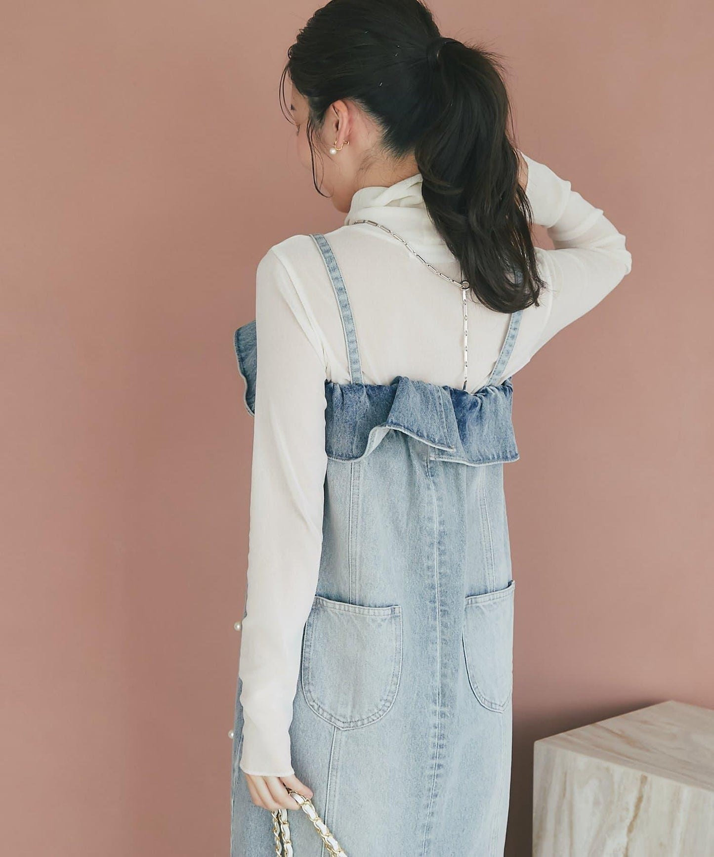 【La boutique BonBon】珍珠裝飾牛仔吊帶連衣裙