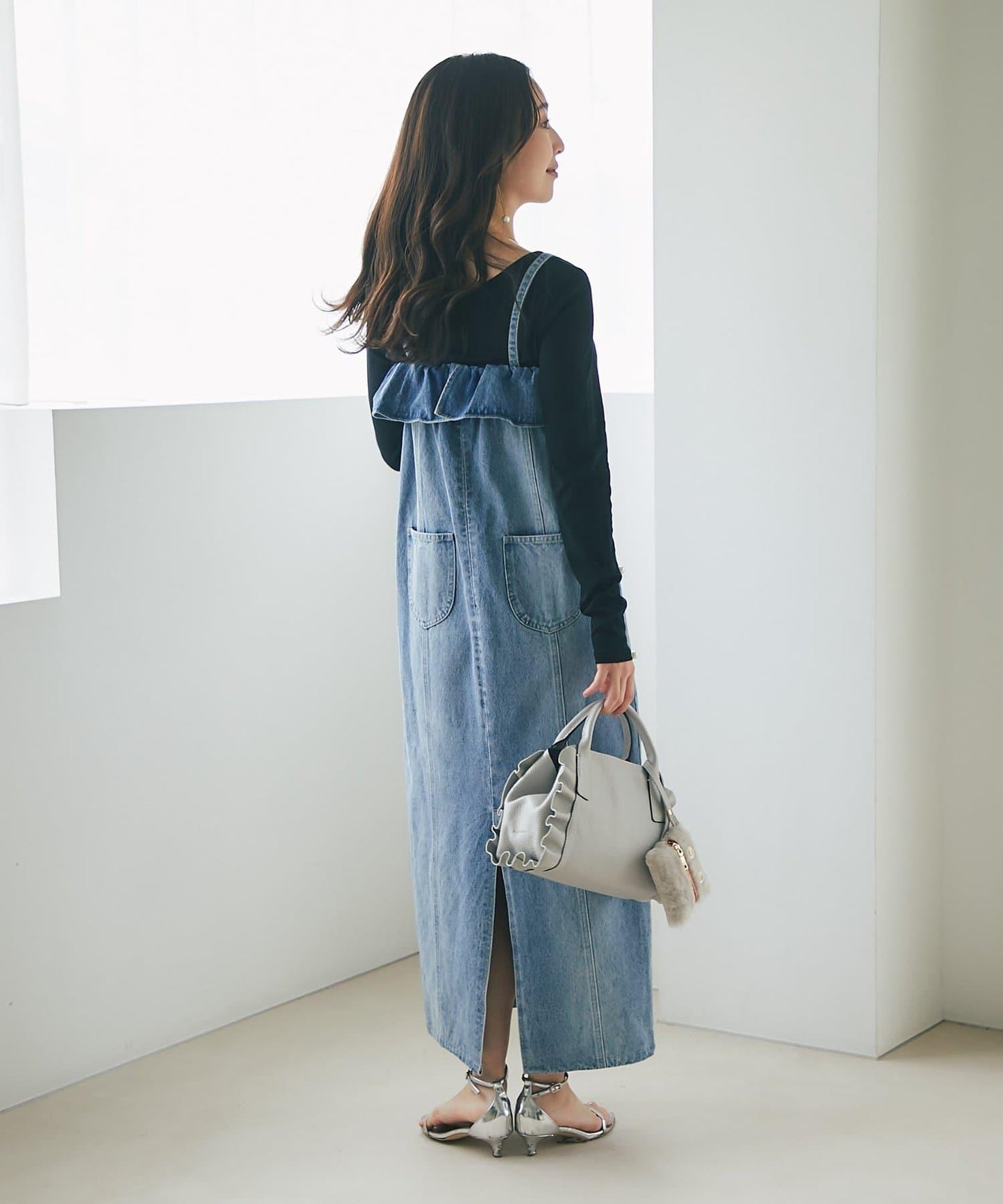 【La boutique BonBon】珍珠裝飾牛仔吊帶連衣裙