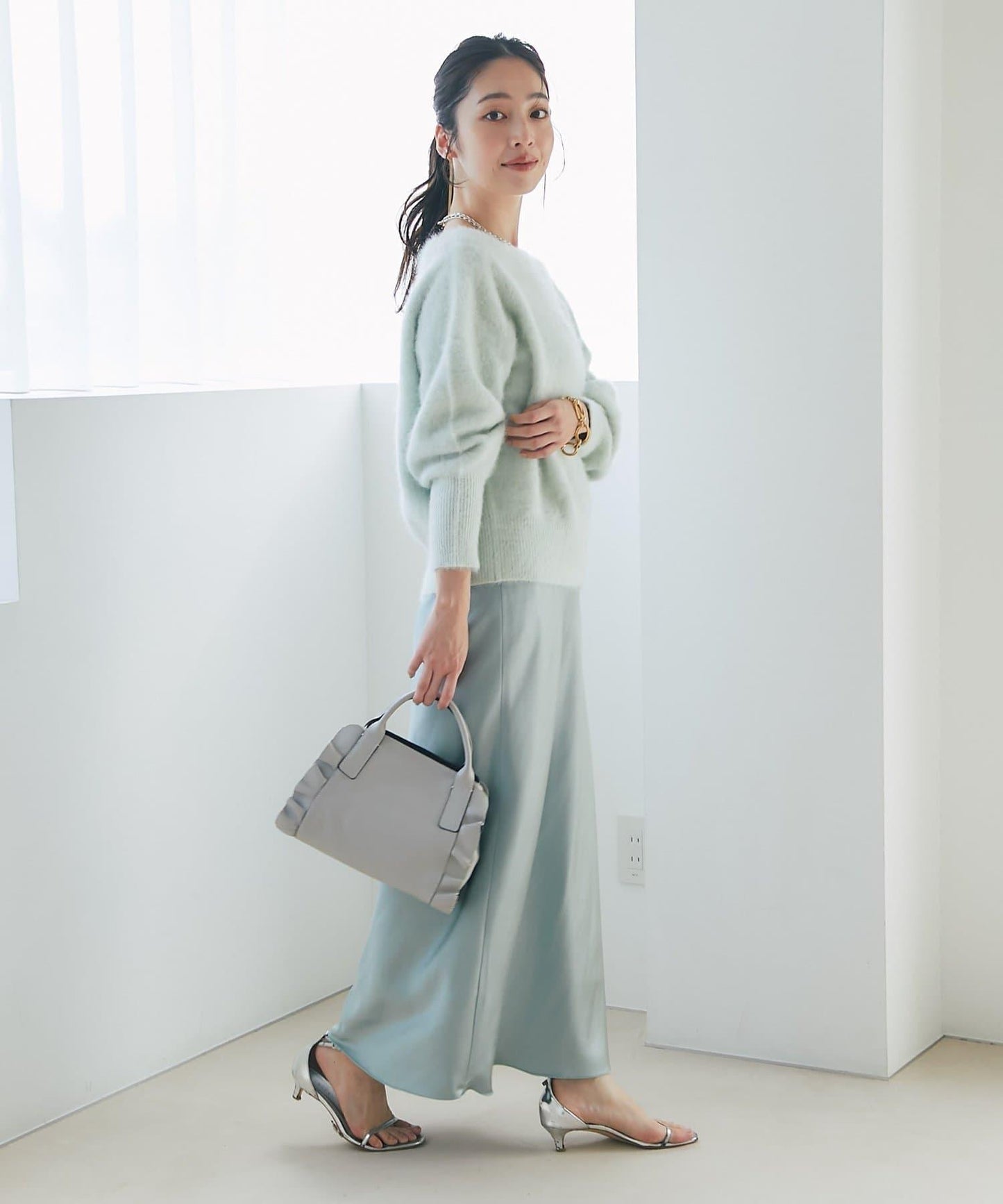 【miki監修】毛絨羊毛羊絨混紡一字肩針織衫