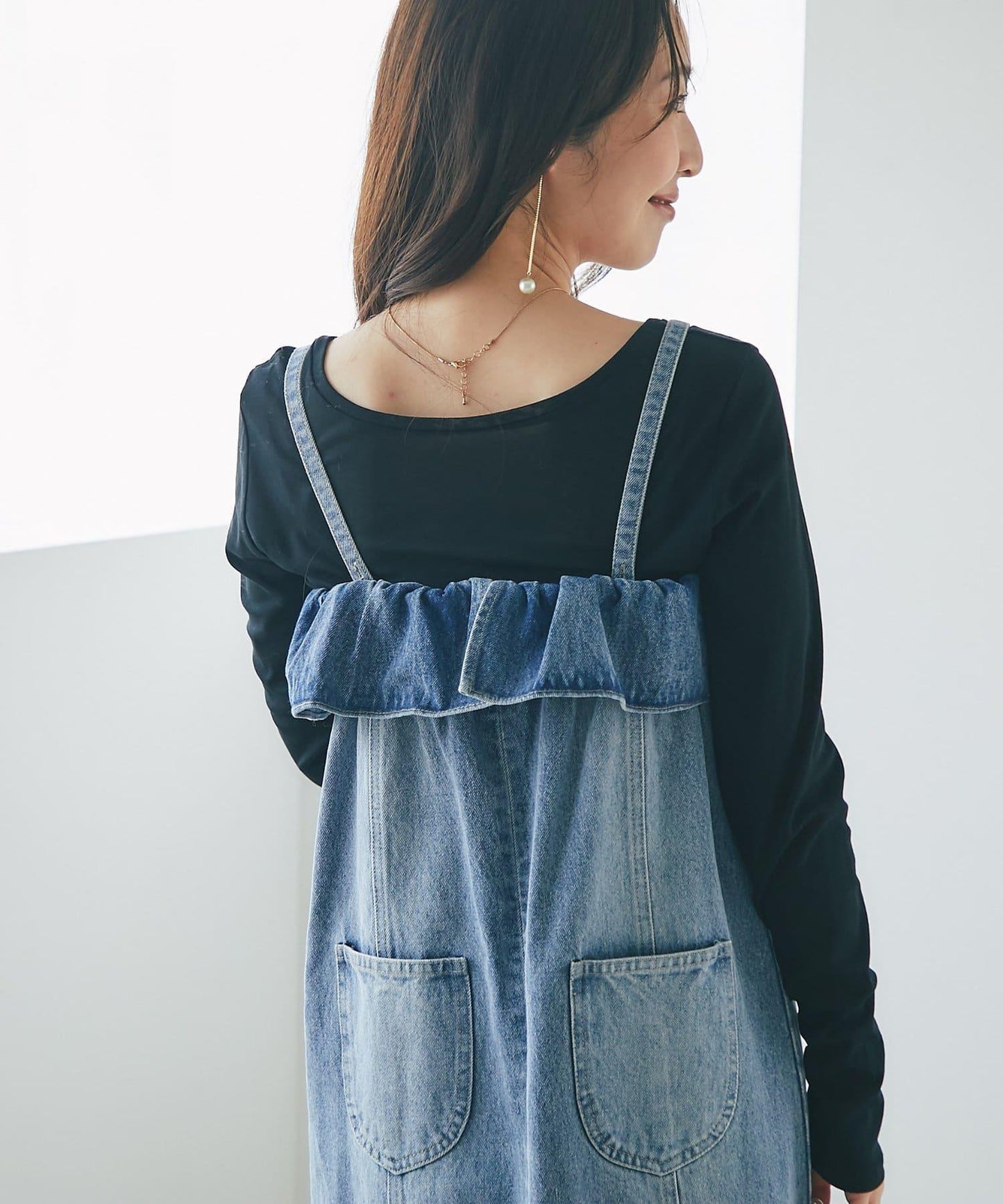 【La boutique BonBon】珍珠裝飾牛仔吊帶連衣裙