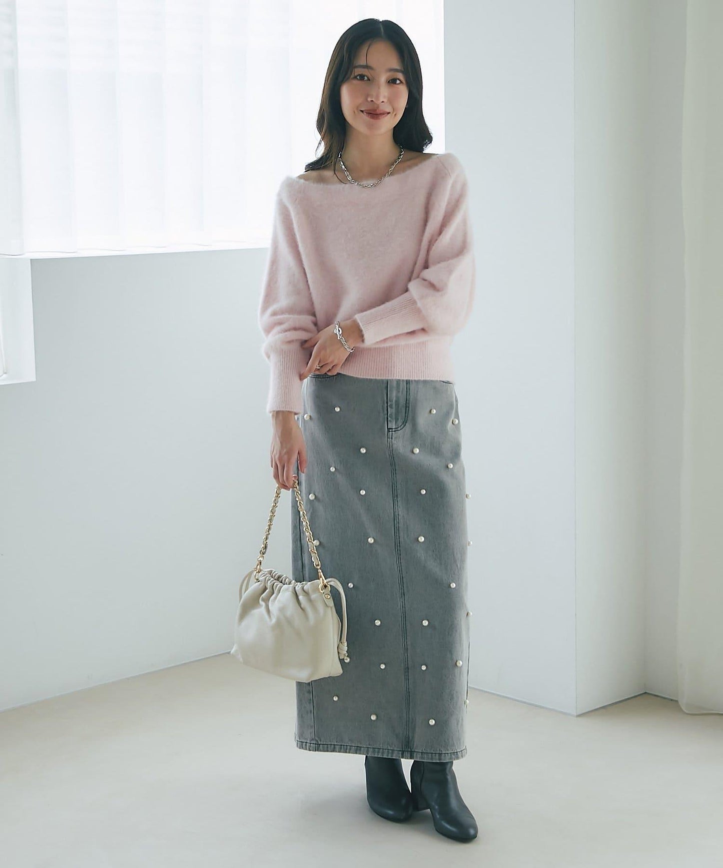 La boutique BonBon 毛感羊毛羊絨混紡露肩針織上衣