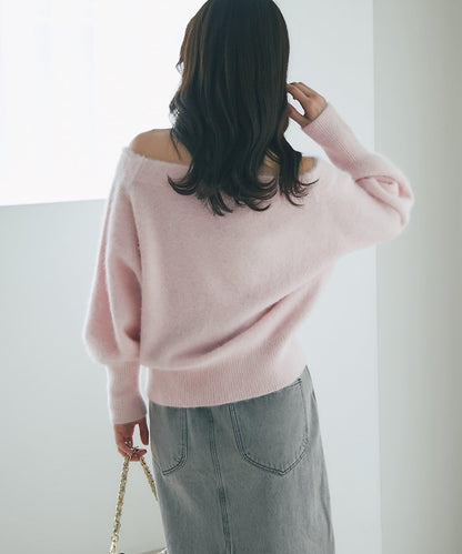 La boutique BonBon 毛感羊毛羊絨混紡露肩針織上衣