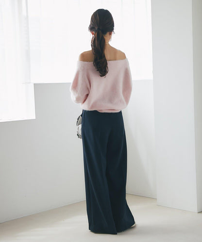 La boutique BonBon 毛感羊毛羊絨混紡露肩針織上衣