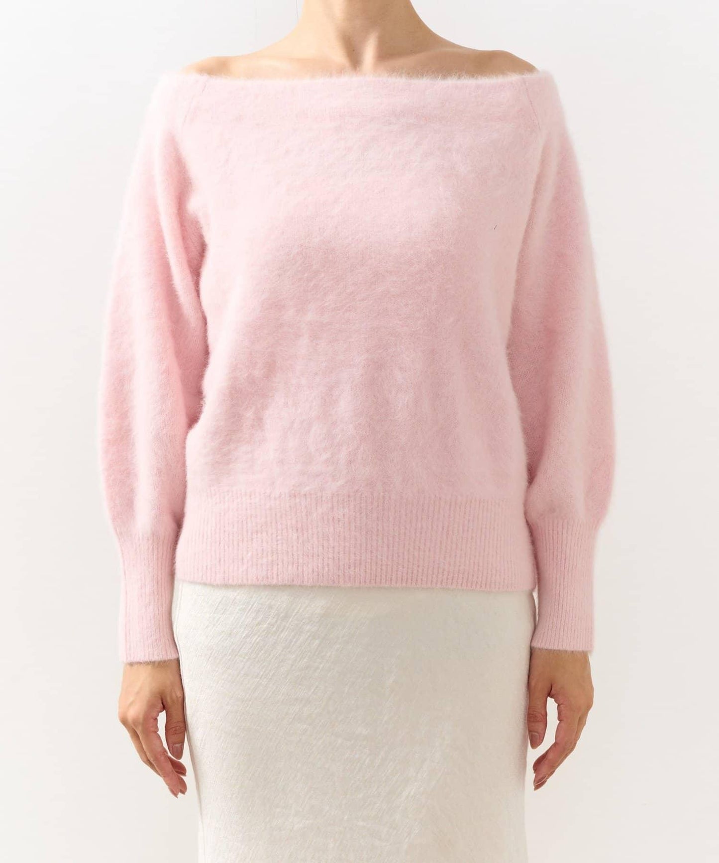 La boutique BonBon 毛感羊毛羊絨混紡露肩針織上衣