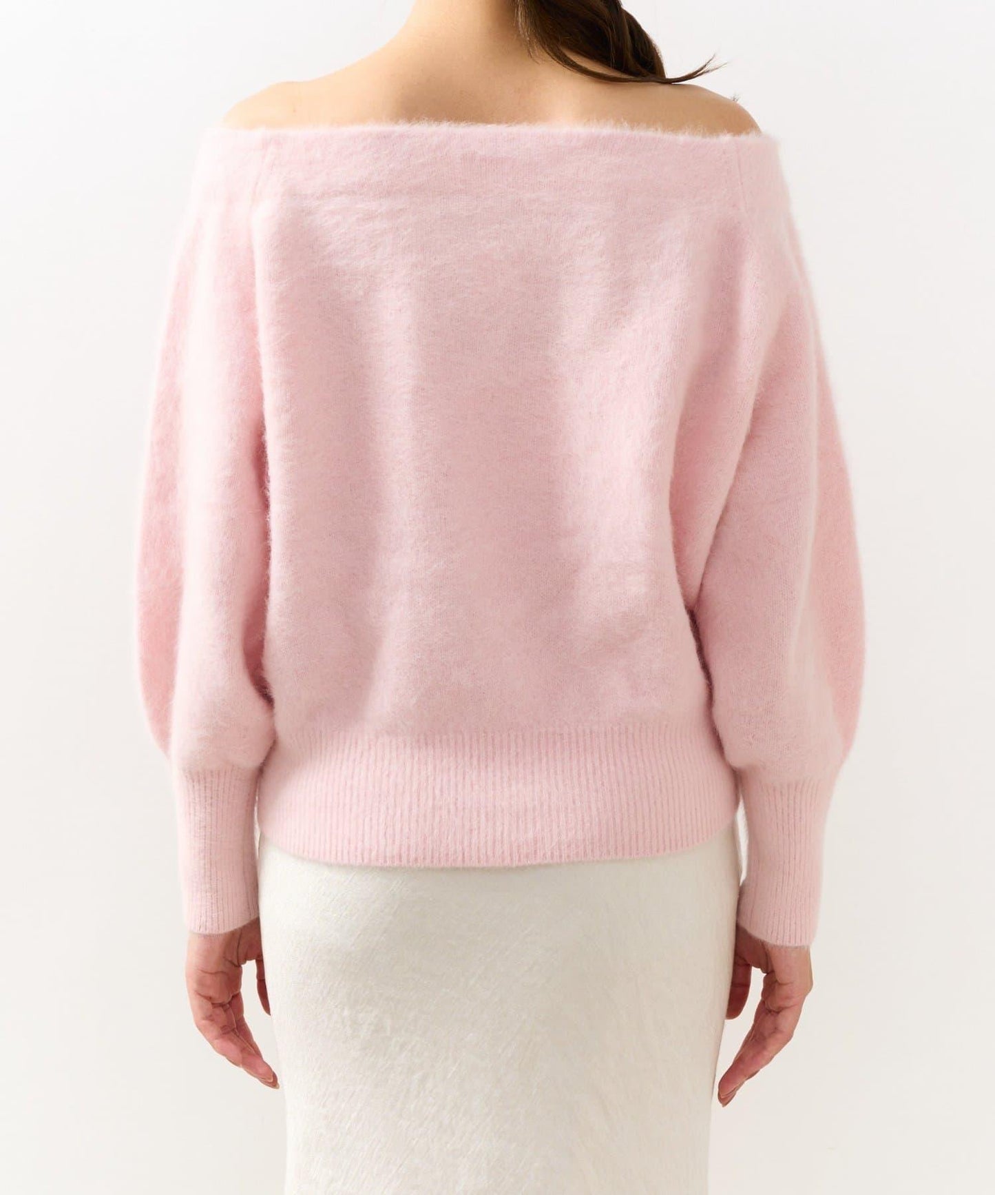 【miki監修】毛絨羊毛羊絨混紡一字肩針織衫