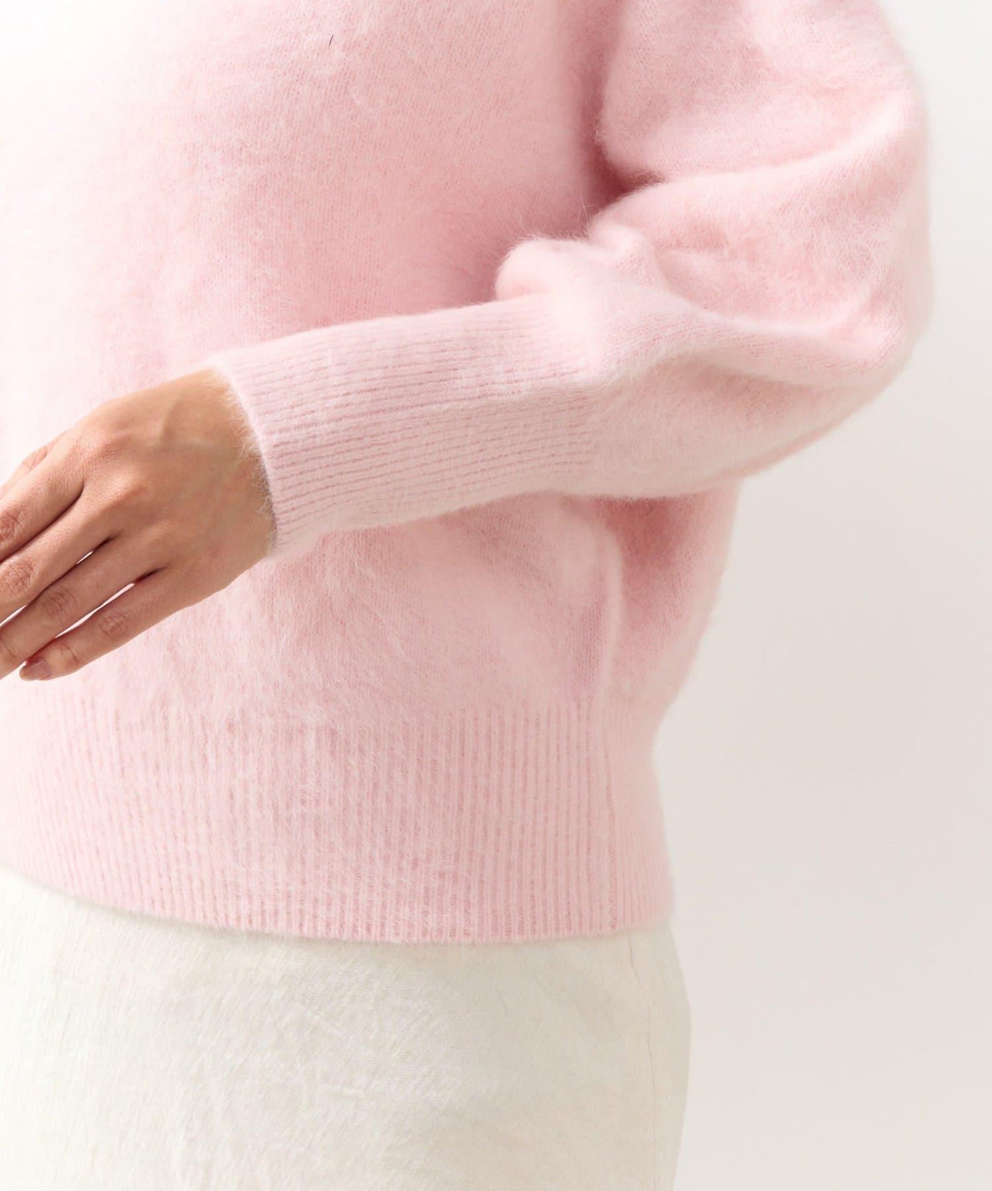 La boutique BonBon 毛感羊毛羊絨混紡露肩針織上衣