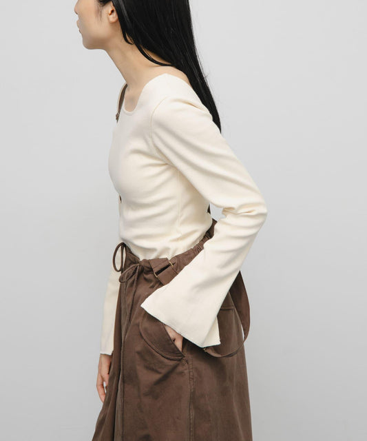 背部開口帶胸墊長袖T恤