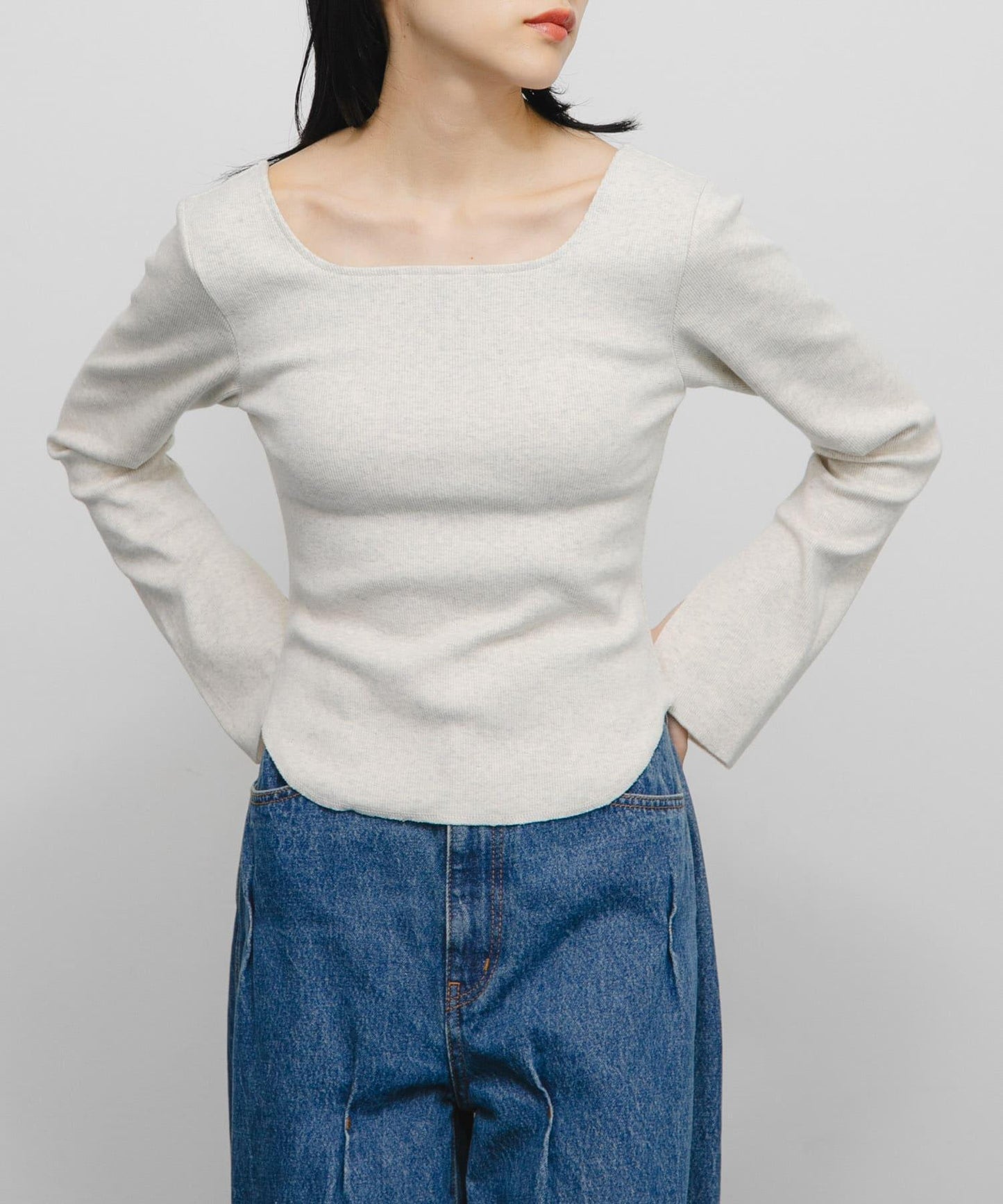 背部開口帶胸墊長袖T恤