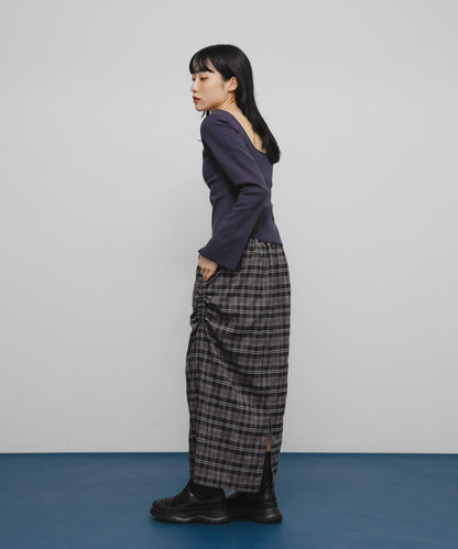 背部開口帶胸墊長袖T恤