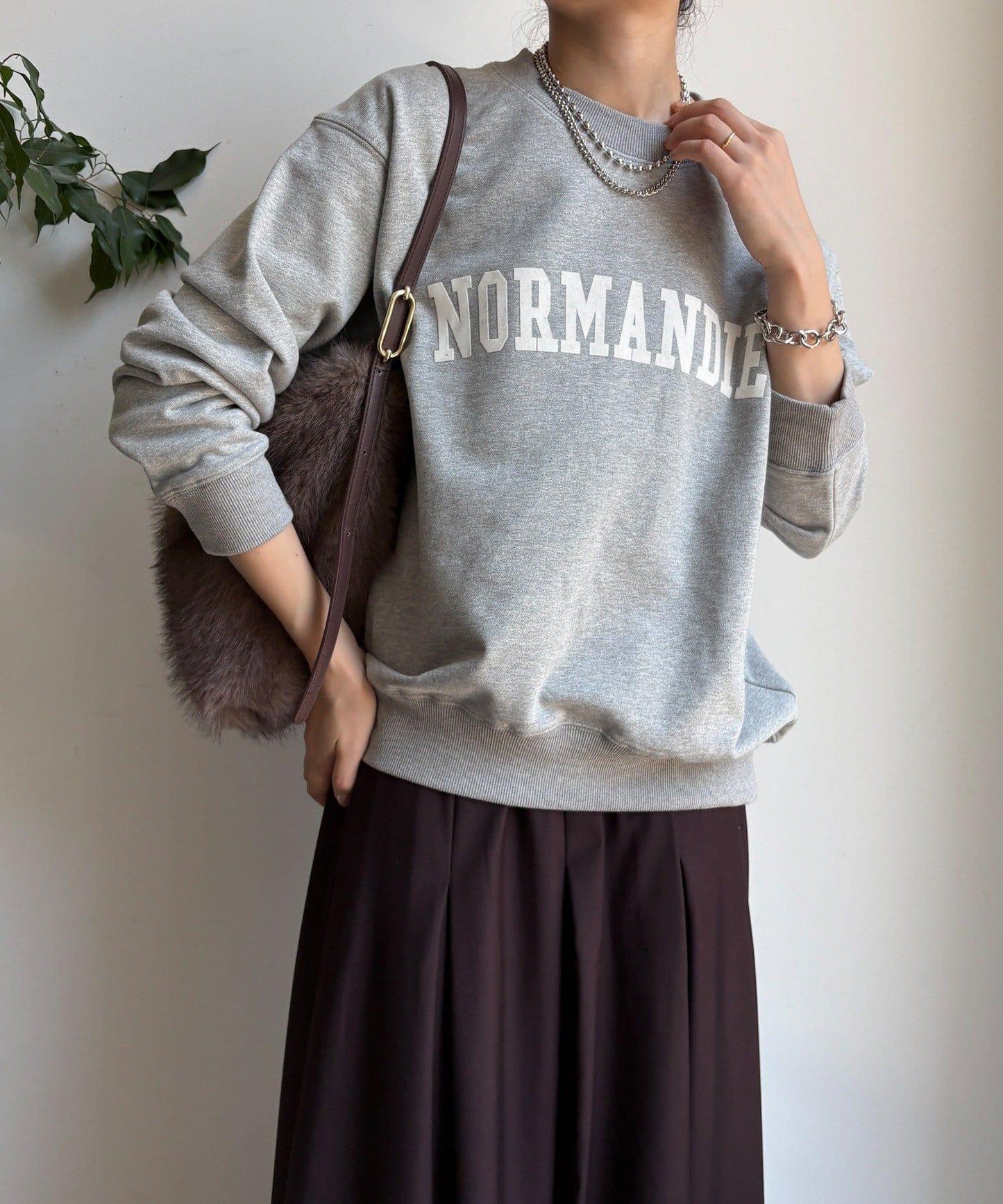 NORMANDIE衛衣內襯背部拉鍊套頭衫