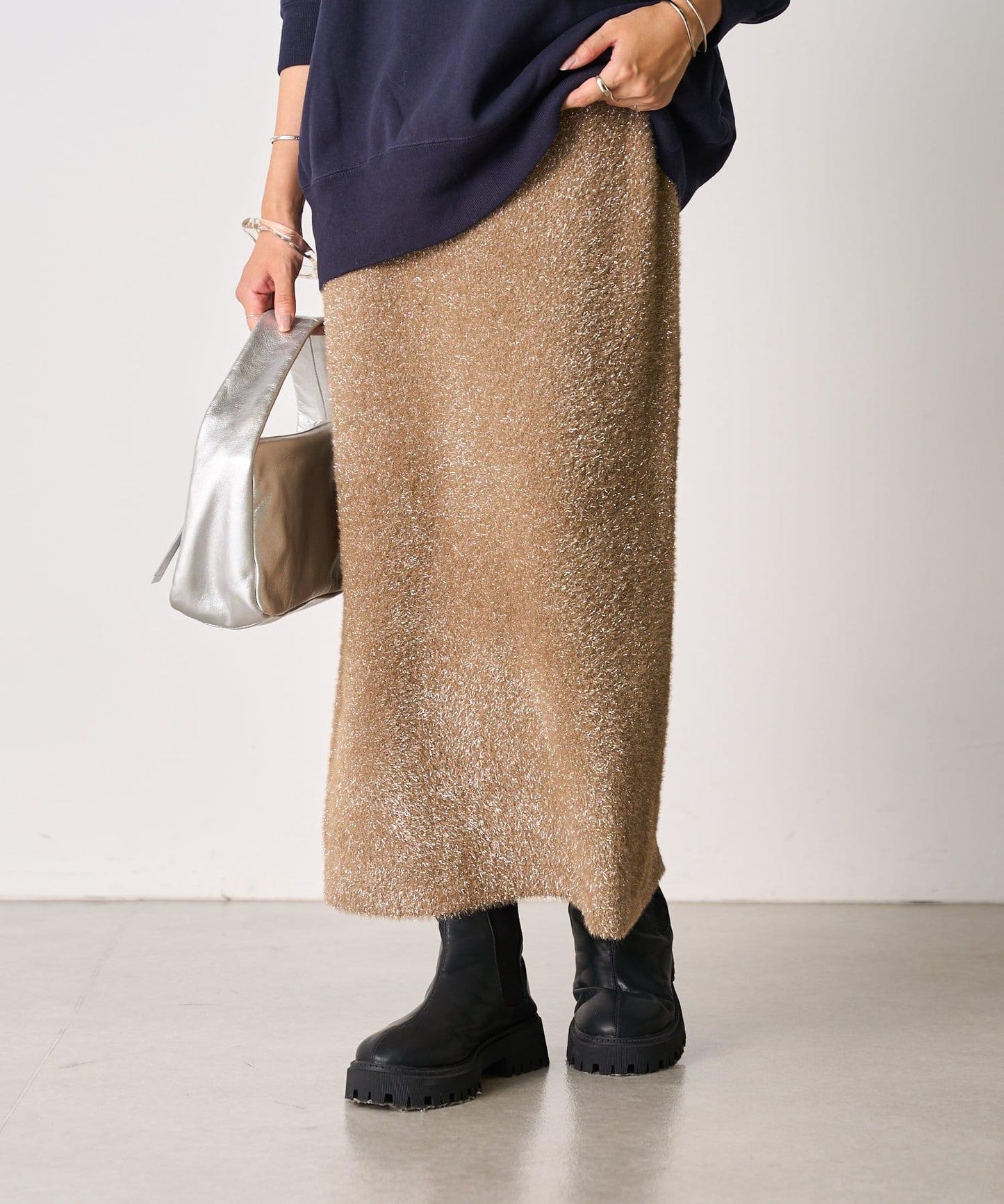 【SHENERY】亮絲長毛修身半身裙