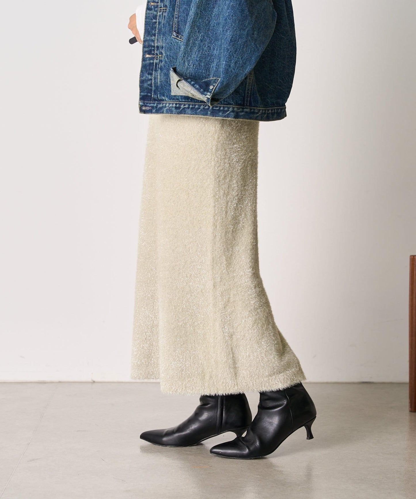 【SHENERY】亮絲長毛修身半身裙