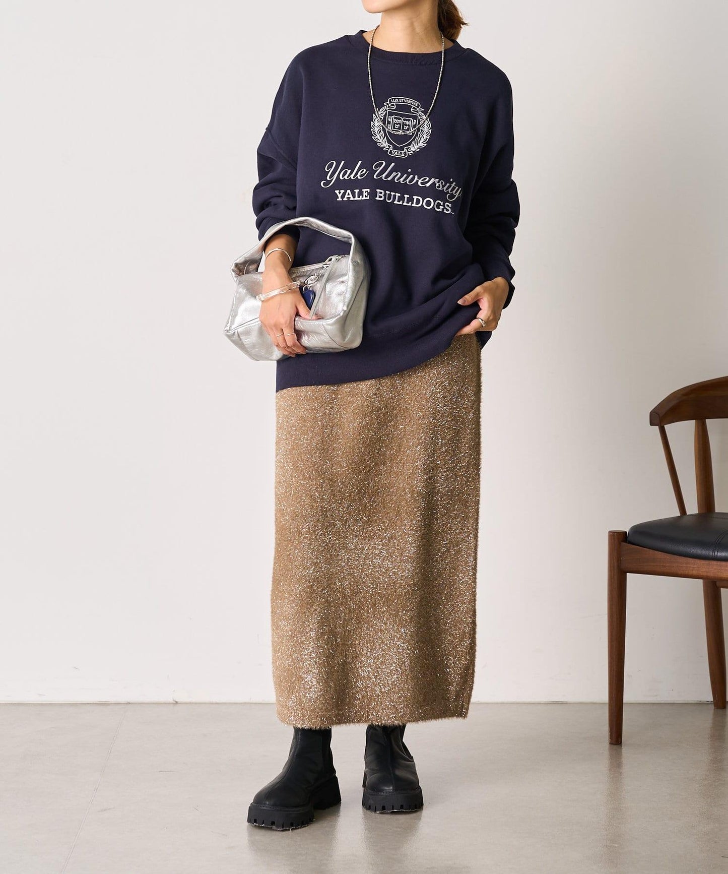 【SHENERY】亮絲長毛修身半身裙