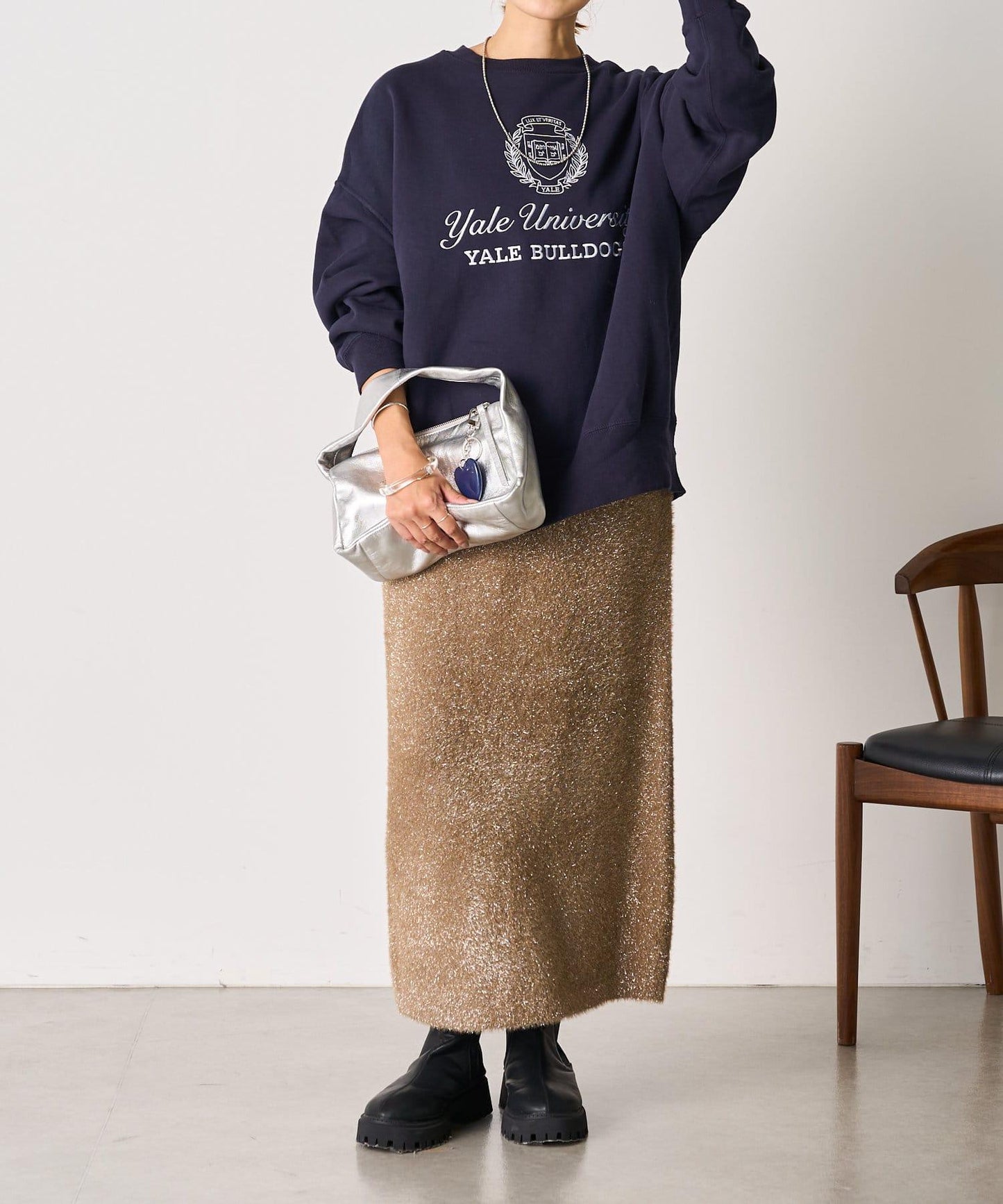 【SHENERY】亮絲長毛修身半身裙