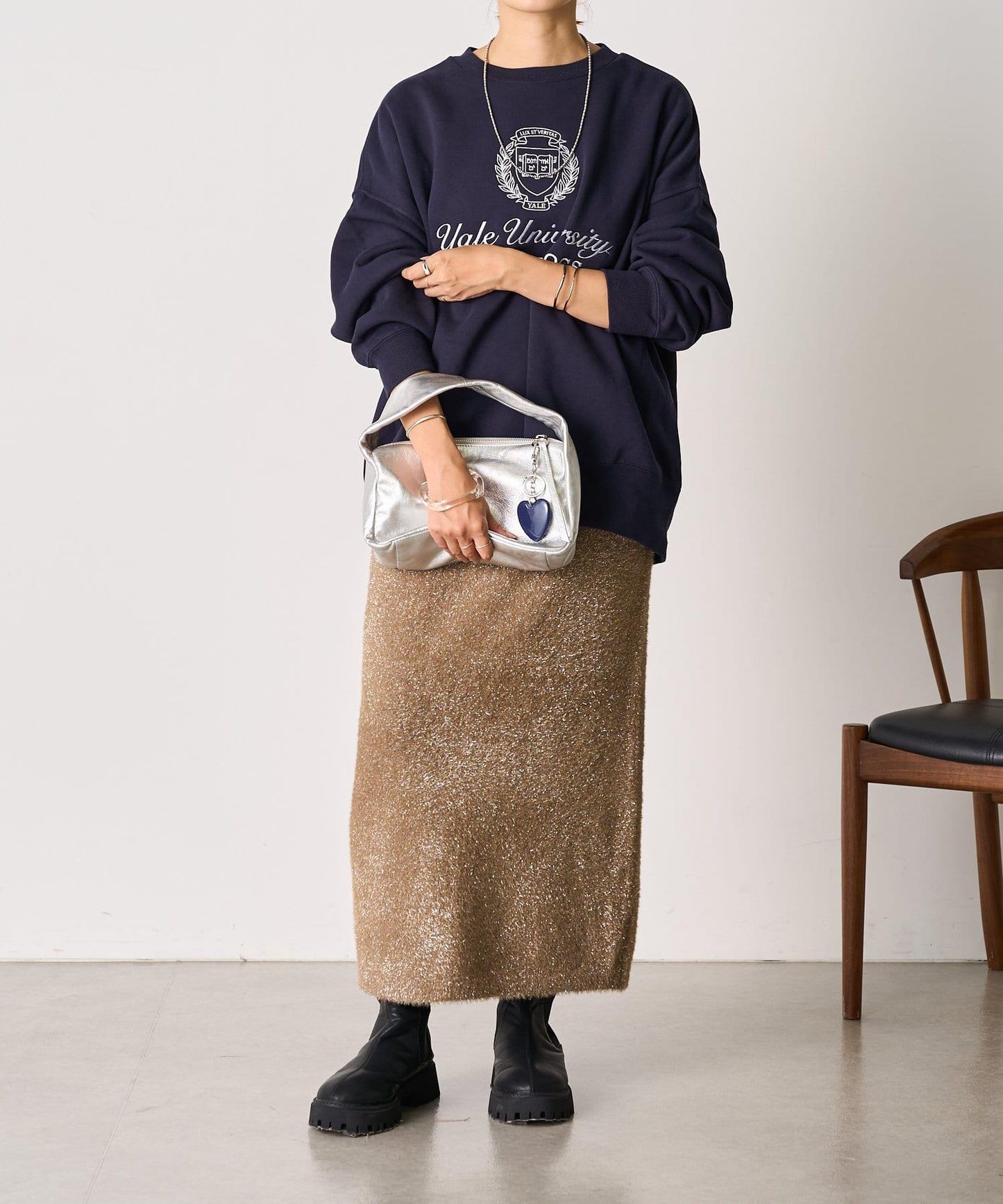 【SHENERY】亮絲長毛修身半身裙