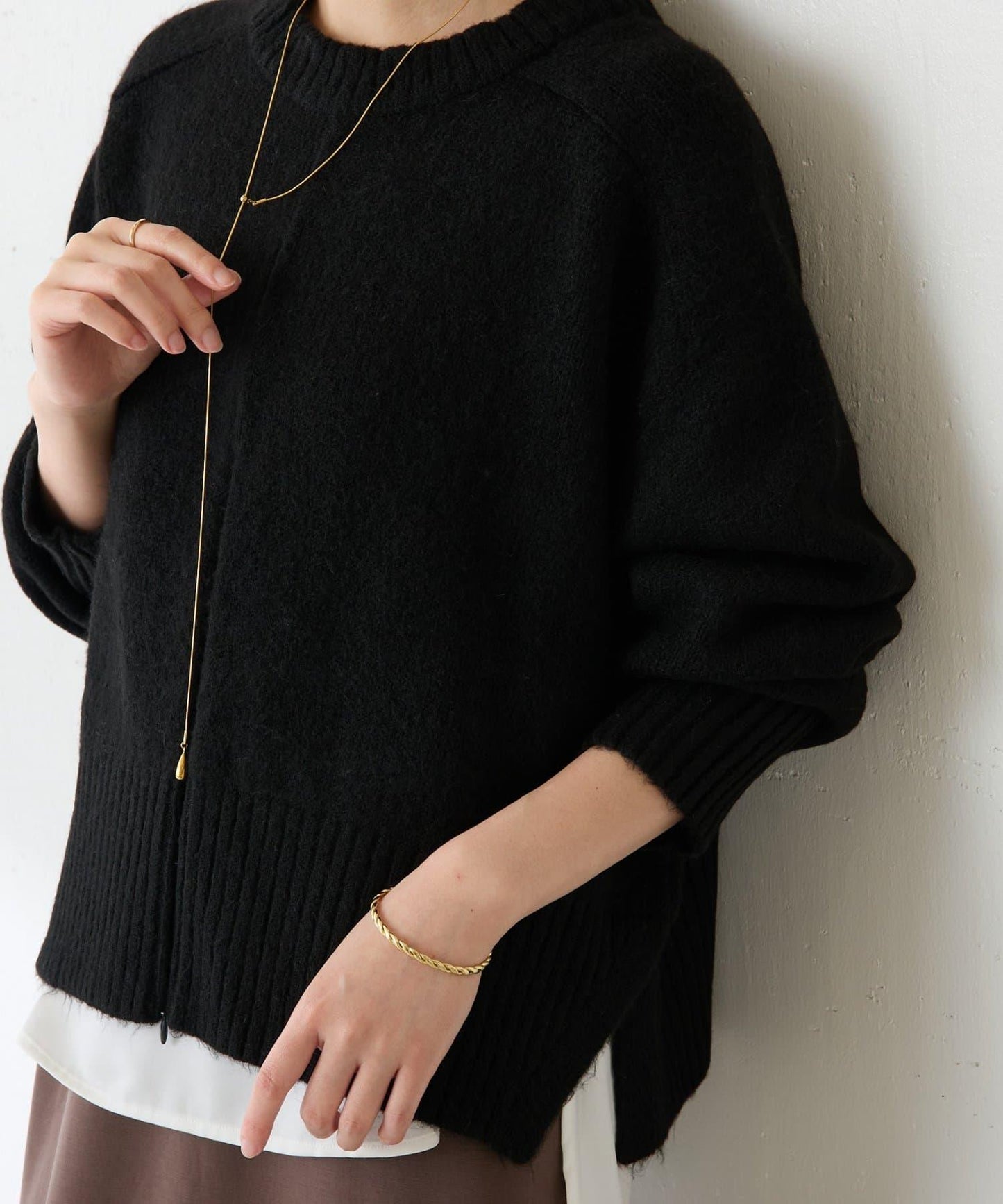 【可手洗/易於疊穿】仿犛牛絨短款針織衫