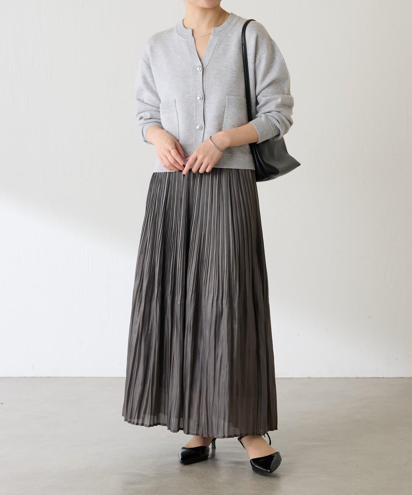 長絲緞面百褶裙