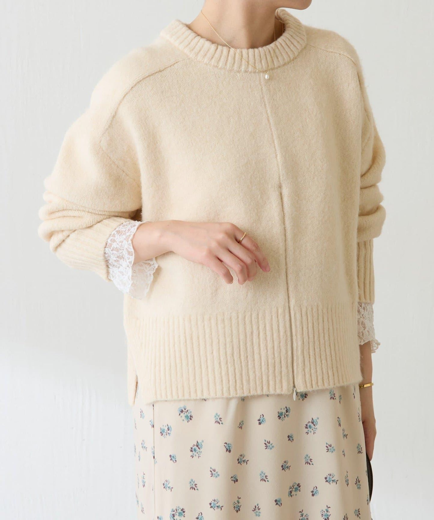 【可手洗/易於疊穿】仿犛牛絨短款針織衫