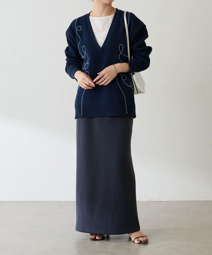 鏤空刺繡深V領針織衫