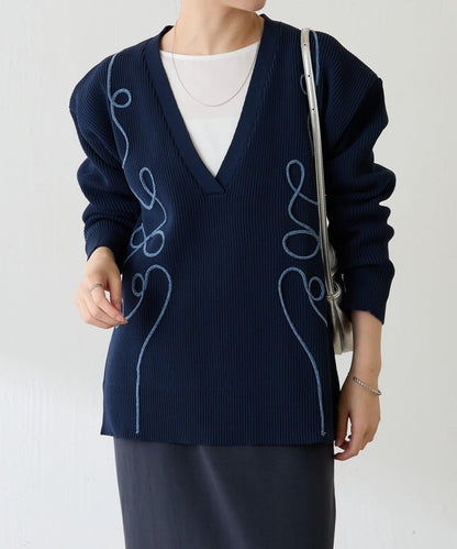 鏤空刺繡深V領針織衫