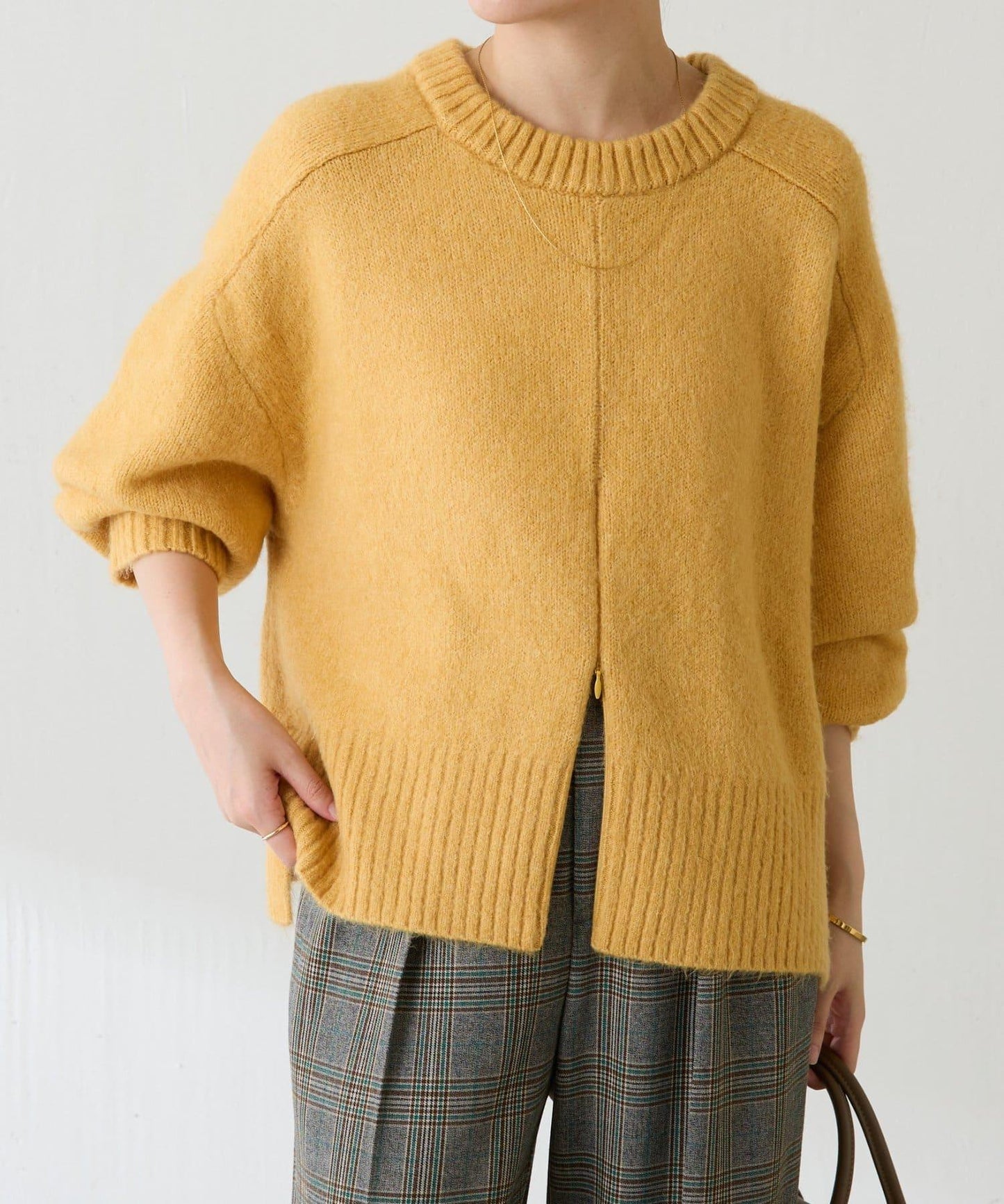 【可手洗/易於疊穿】仿犛牛絨短款針織衫