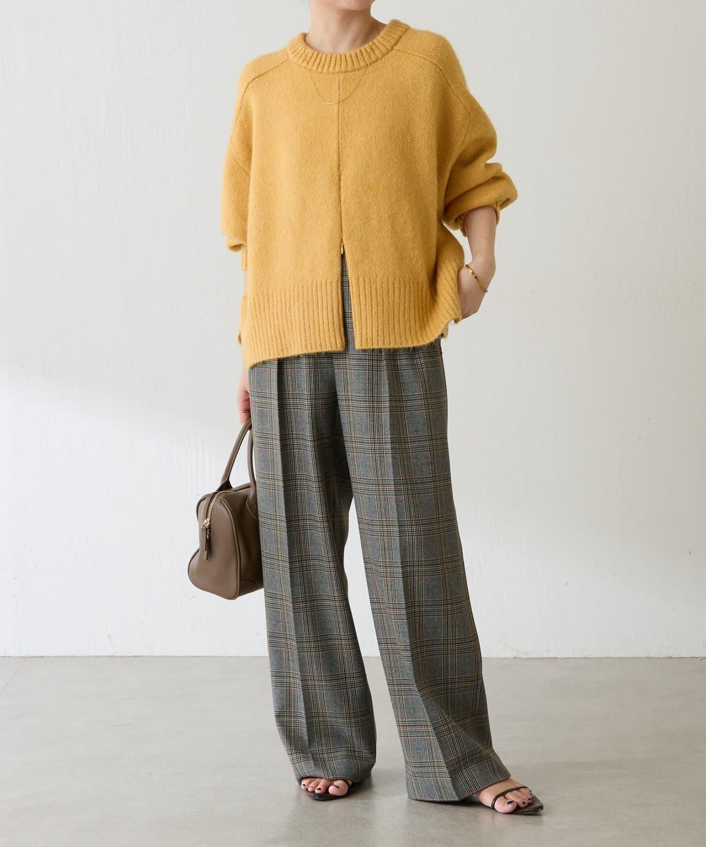 【可手洗/易於疊穿】仿犛牛絨短款針織衫