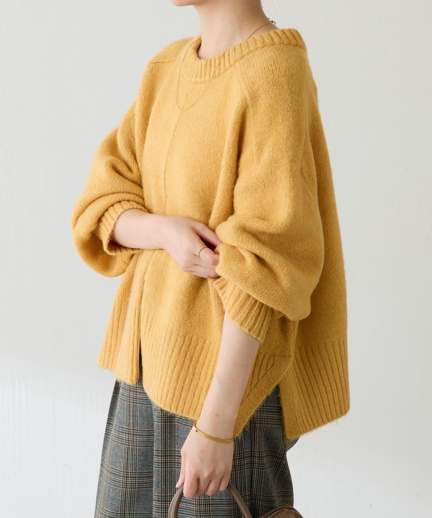 【可手洗/易於疊穿】仿犛牛絨短款針織衫