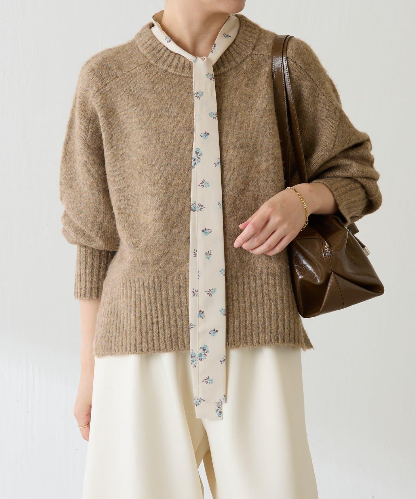 【可手洗/易於疊穿】仿犛牛絨短款針織衫