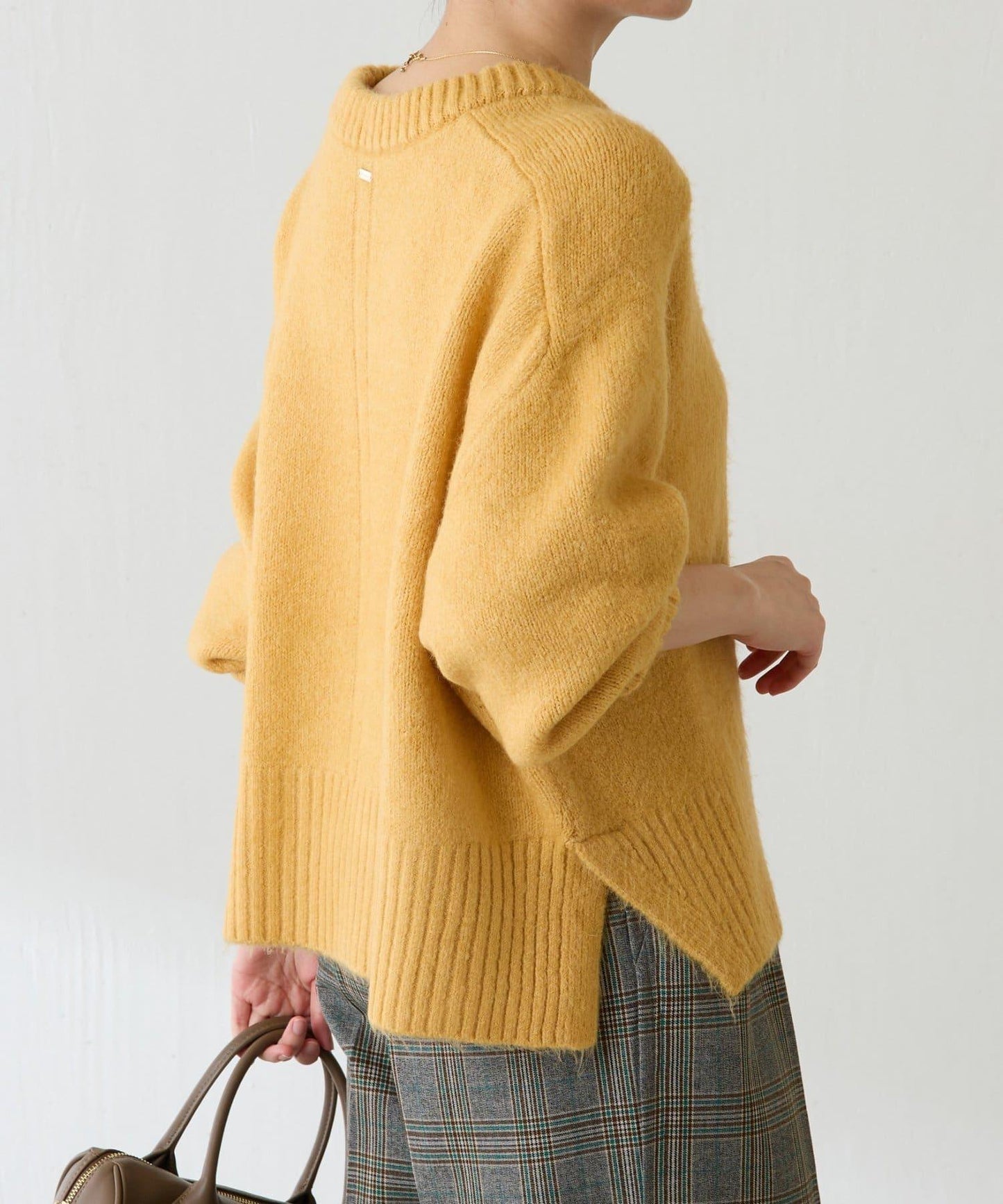 【可手洗/易於疊穿】仿犛牛絨短款針織衫