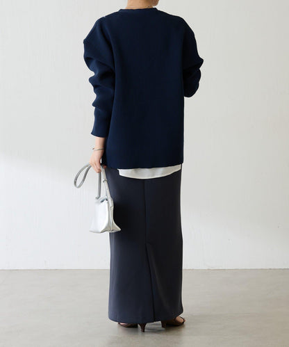 鏤空刺繡深V領針織衫