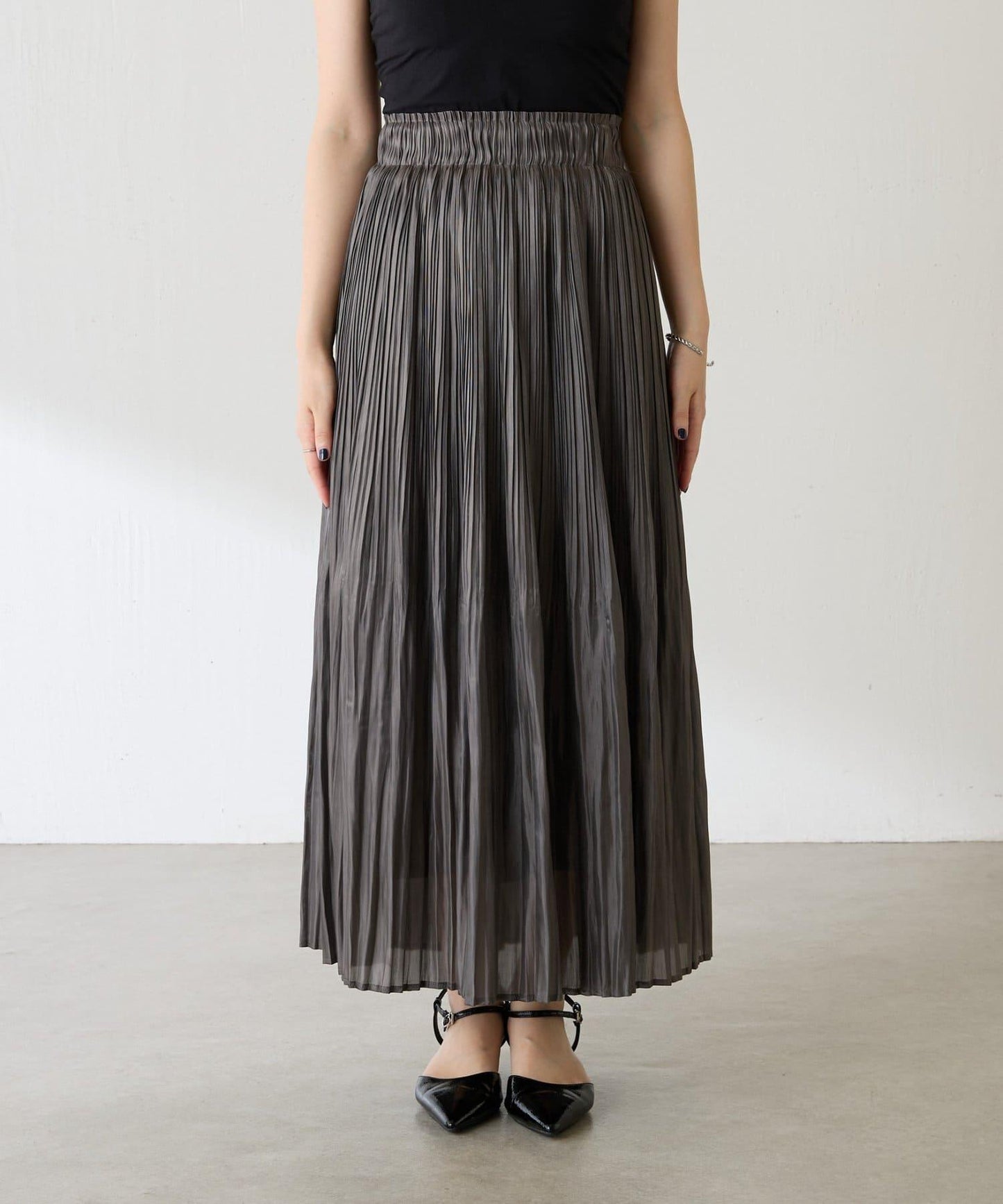 長絲緞面百褶裙