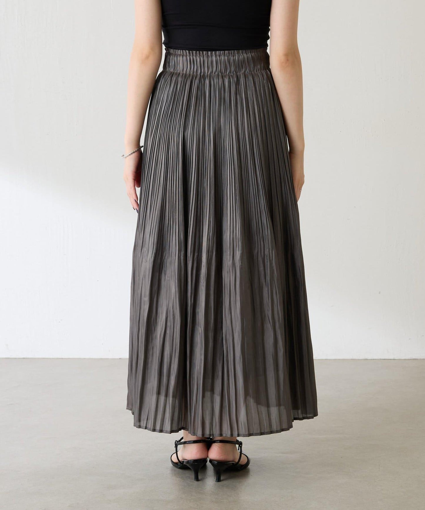 長絲緞面百褶裙