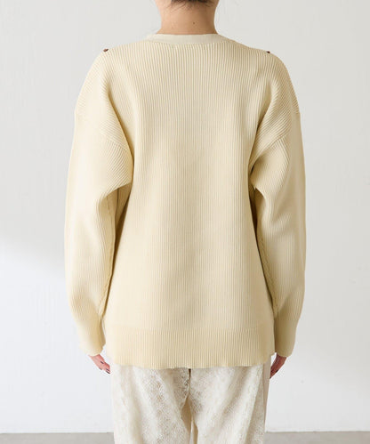 鏤空刺繡深V領針織衫