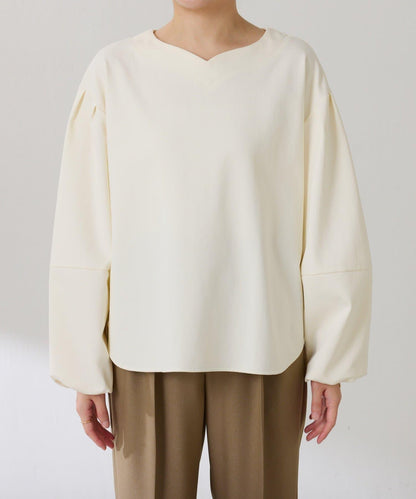 【修飾手腕線條】燈籠袖套頭衫